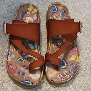 New Girls Sandals!